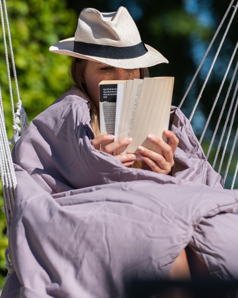 Folkness bedding for outdoor living, camping, and caravan adventures