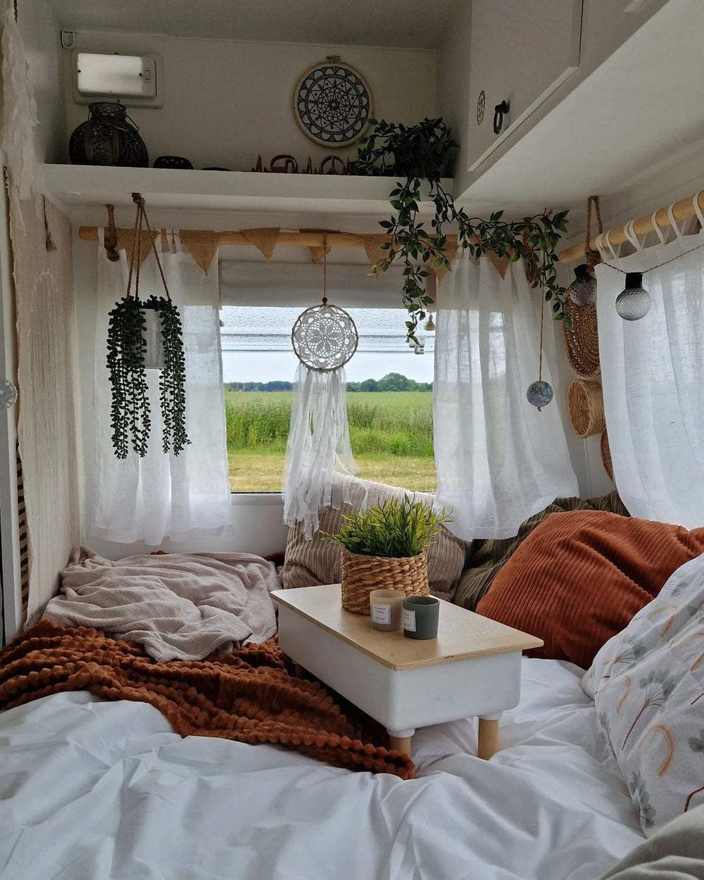 Caravan lifestyle inspiration featuring Folkness bedding and Scandinavian interiors