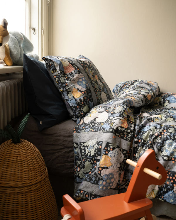 Folkness Duvet | Charlie Dark 